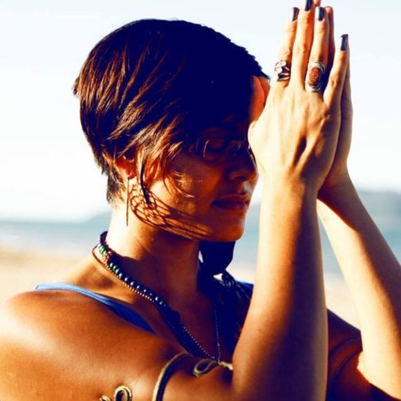 Meet your Posher, Eden! 🌞 Read closet Info! - Picture 2 of 6